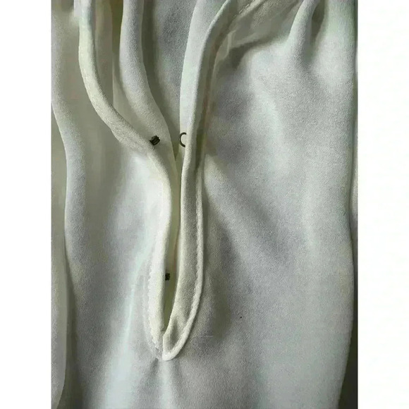 OLIVACEOUS CREAM POLY TANK TOP HOOK CLOSURE AT LOW V NECK LINE SIZE LARGE - Picture 10 of 12